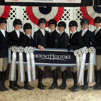 Riding Claims Fourth Place at IHSA National Championships