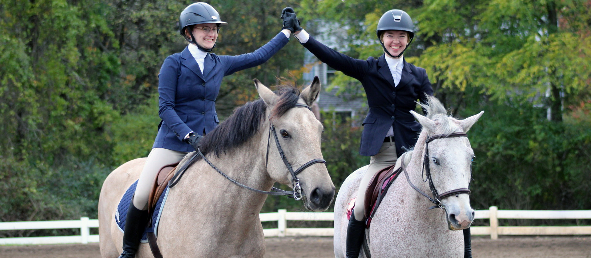 Cate Bates (left) and Emmie Mirarchi (right) won the top two awards as Mount Holyoke took first place among 10 teams at the UMass-Amherst Show on Oct. 22, 2023. (Courtesy of Madison Hurley)