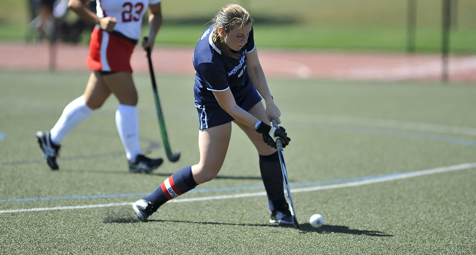 Field Hockey Shoulders Non-Conference Loss at Williams