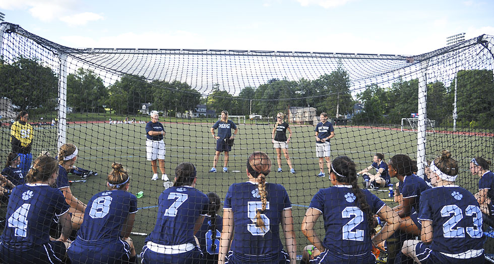 Lyons Tales: A Review & Preview of Mount Holyoke Athletics for Sep. 29th