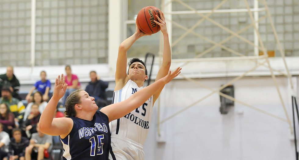 Basketball Tripped-Up By Wheaton, 57-43