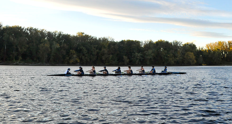 Rowing Posts Strong Effort Against Tufts, Coast Guard and Hamilton