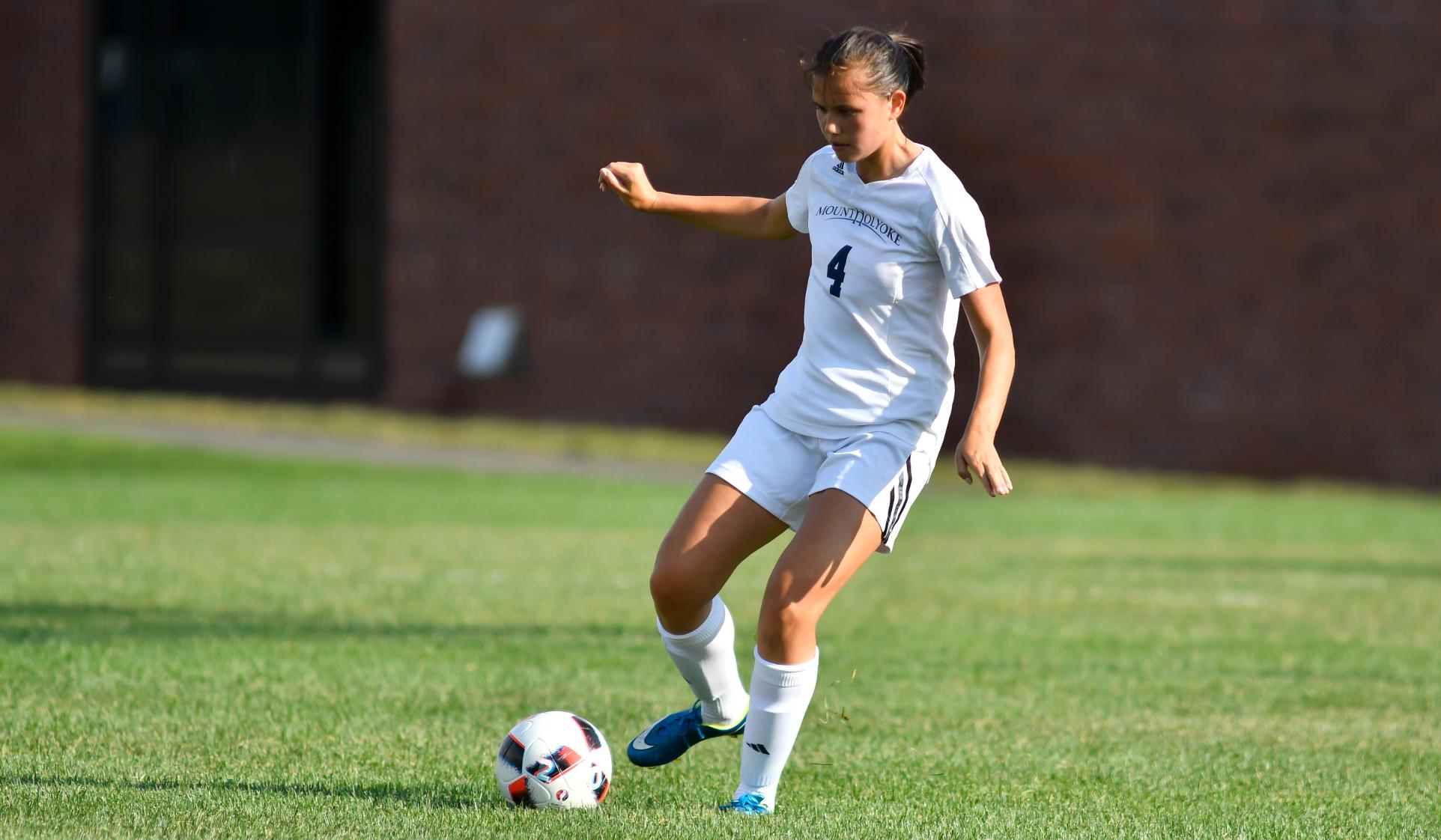 Lyons Soccer Shoulders NEWMAC Loss to MIT