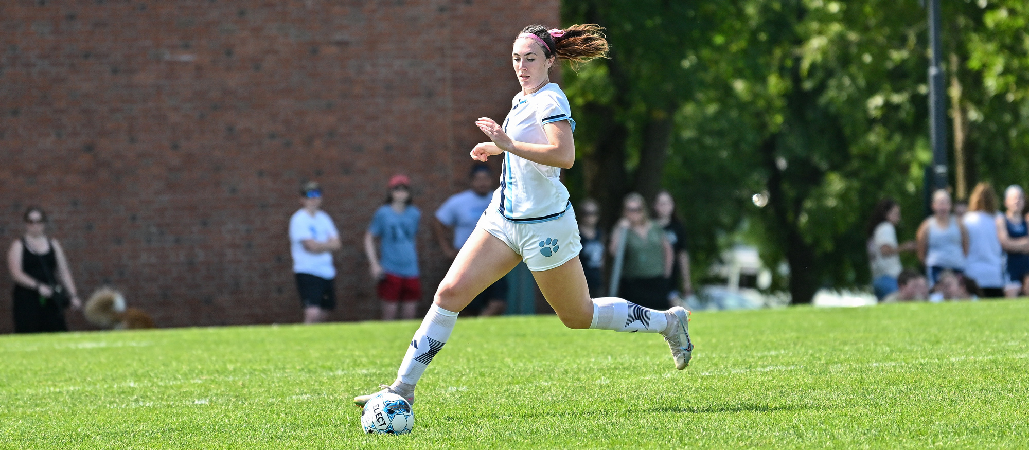 Schuyler Pettibone's first collegiate goal helped Mount Holyoke win 1-0 at Wheaton College on Oct. 14, 2023. (RJB Sports file photo)