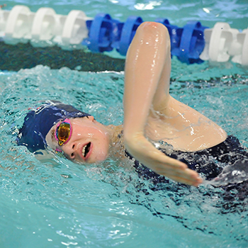 Swimming & Diving Powers Past Smith