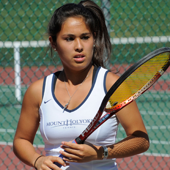 Wellesley Sweeps Tennis to Stay Perfect
