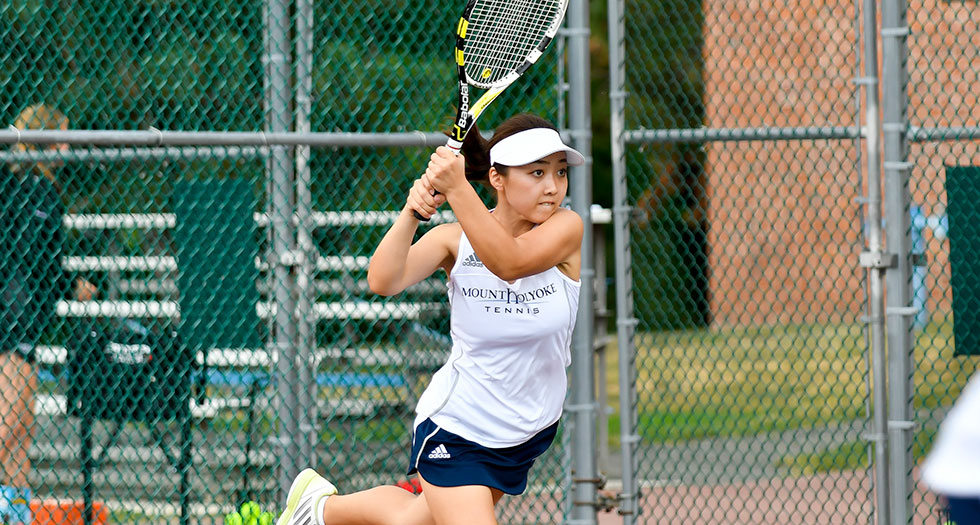 Tennis Suffers Tough Loss at Bates in 2017 Spring Opener