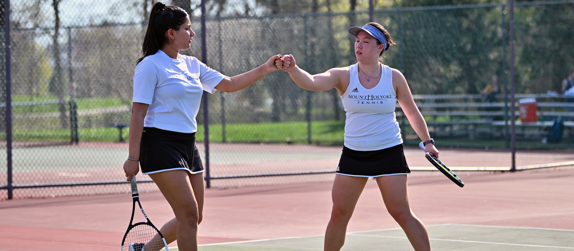 Jaskirat Kaur (left) and Annika Chai (right) were 4-0 as Mount Holyoke's No. 1 doubles team as the Lyons played in the International Tennis Hall of Fame Classic on Sept. 14, 2023 in Newport, R.I. (RJB Sports file photo)