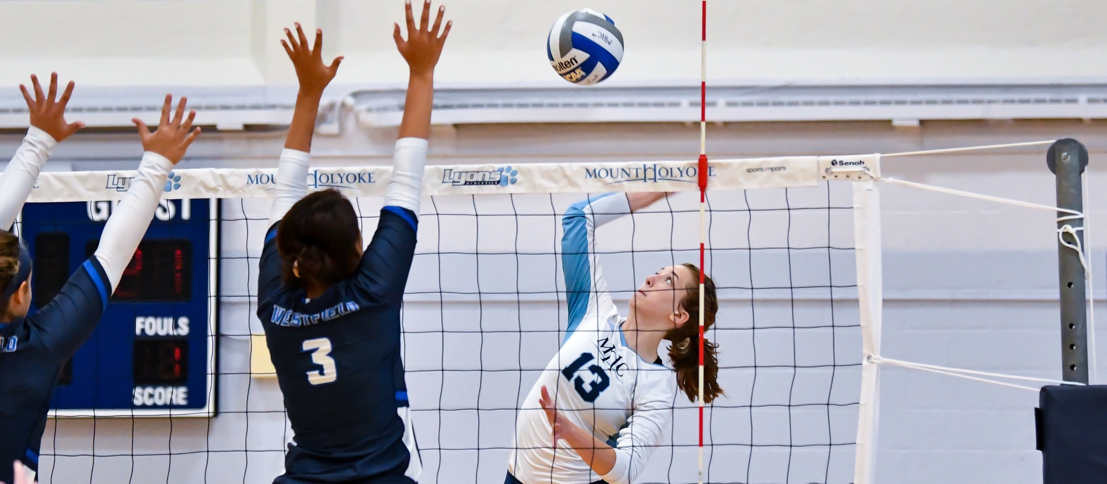 Volleyball Falls to Smith in Three Sets