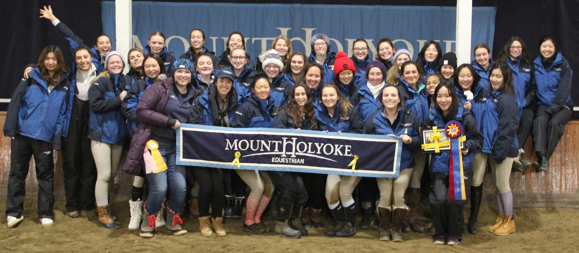 The Lyons riding team poses following their Home Show victory on November 17, 2018.