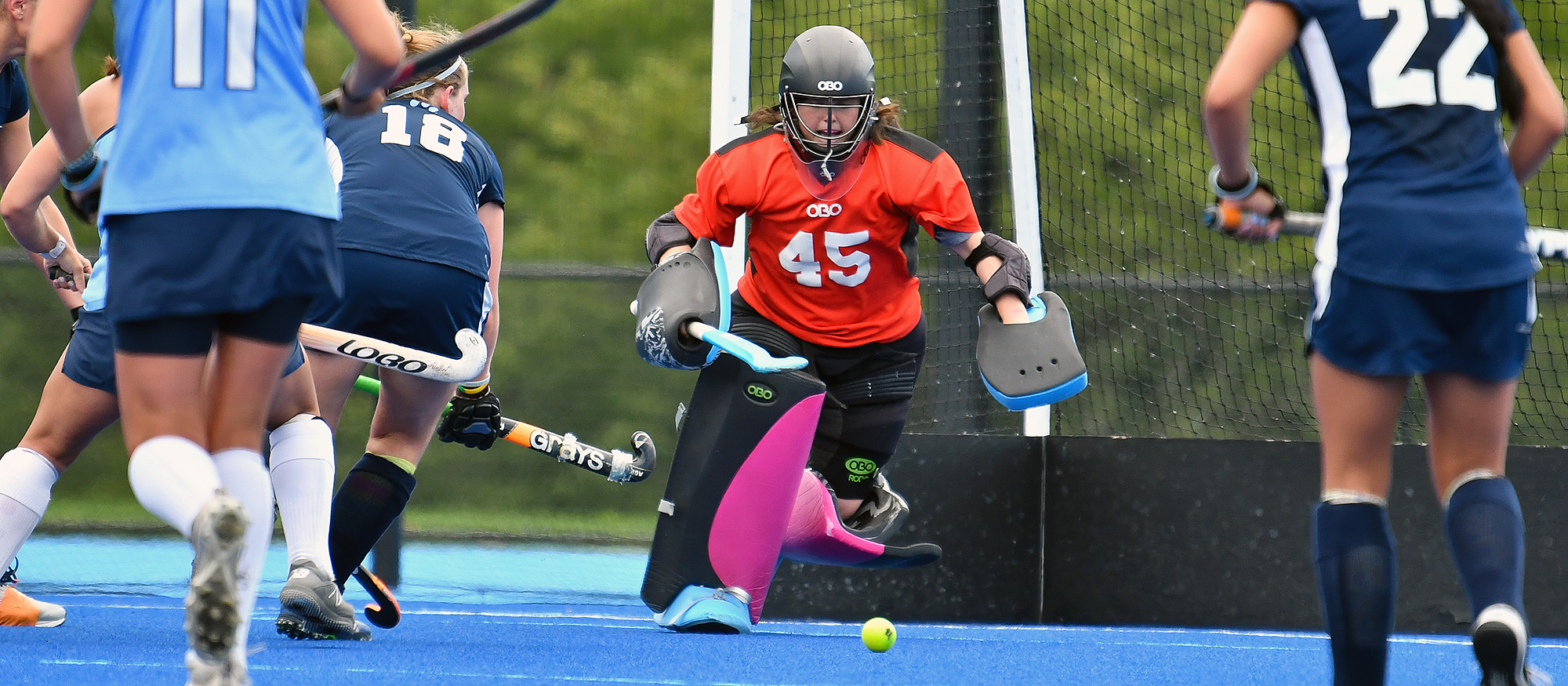 Rachel Katzenberg led a stout defensive effort with 17 saves in Mount Holyoke's loss to No. 12 MIT on Oct. 8, 2022. (RJB Sports file photo)