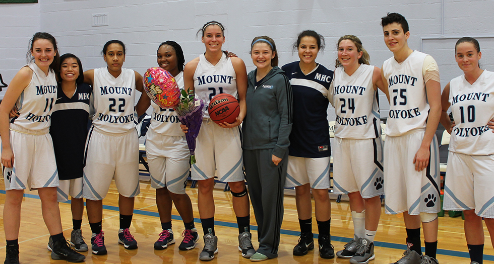 Legare Nets 1,000th Career Point; Lifts Lyons Past MCLA, 50-49