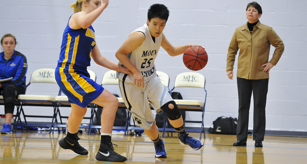 Basketball Shoulders Loss to Coast Guard in NEWMAC Action