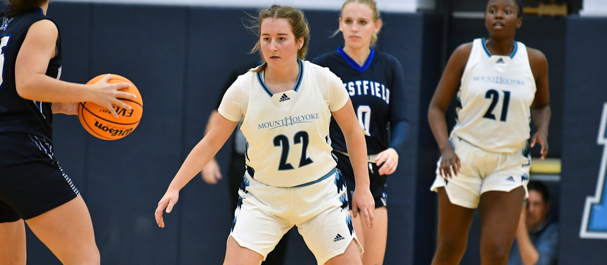Kendall Maurer had six points and six rebounds in Mount Holyoke's loss to SUNY Geneseo on Dec. 30, 2022 in Puerto Rico. (RJB Sports file photo)