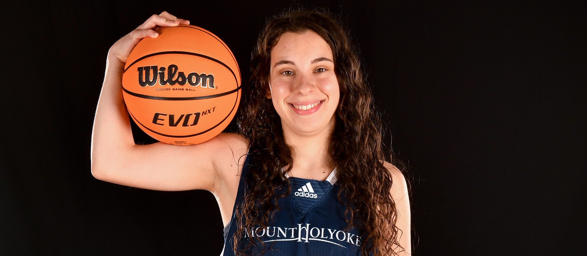 Alex Twomey had 22 points, eight rebounds and six steals in Mount Holyoke's 58-49 loss at Fitchburg State on Nov. 12, 2022. (RJB Sports)