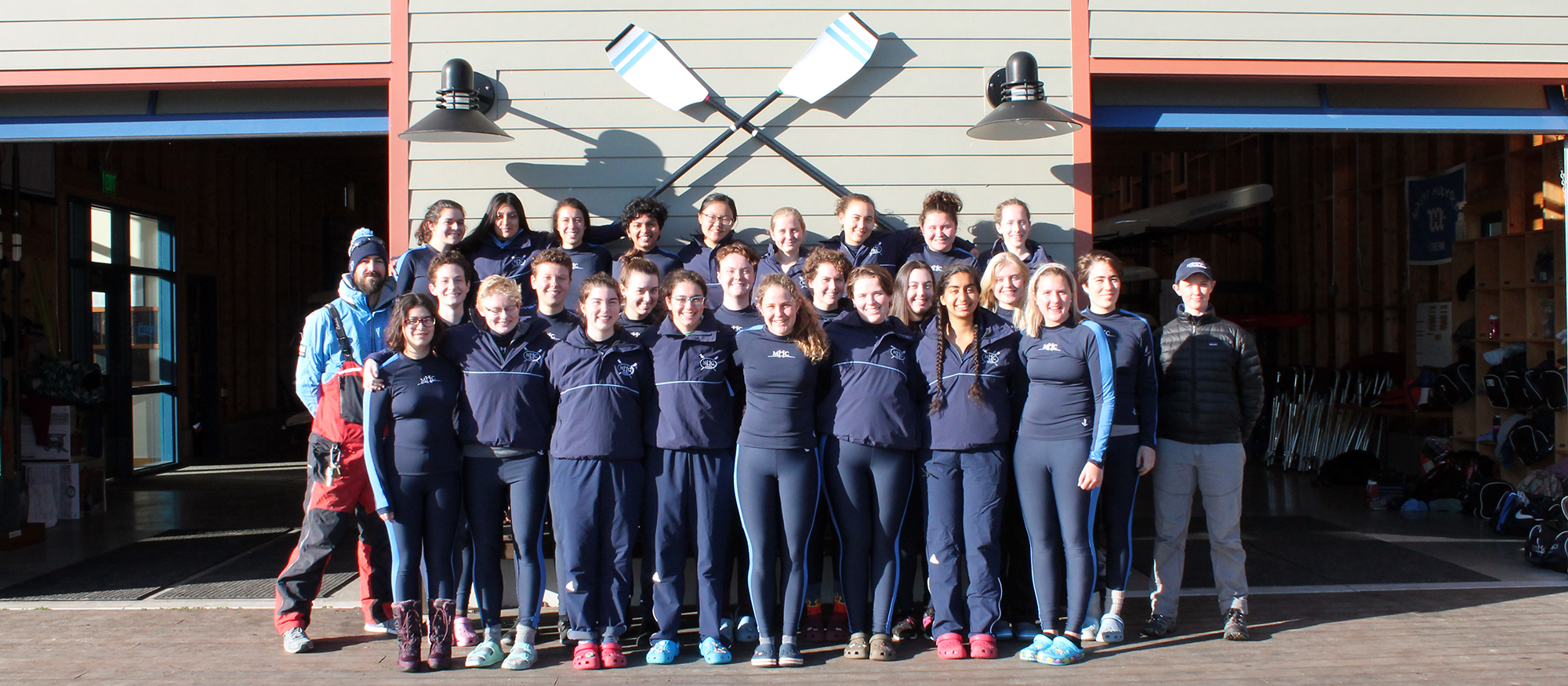 Group photo of the 2018-19 Lyons Rowing Team.