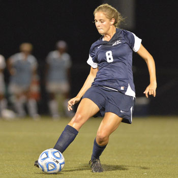 Soccer Edged by Wellesley, 1-0