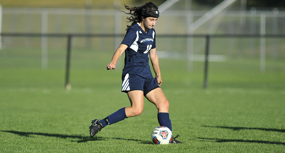 Soccer Edged by Bard, 1-0