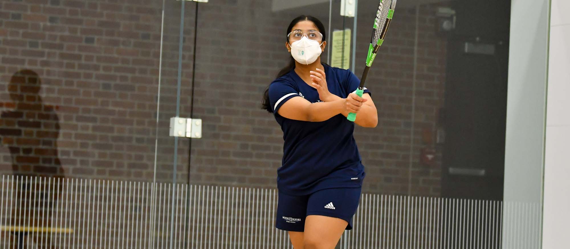 Squash Splits Matches with Smith and Vassar in Sisters Invitational