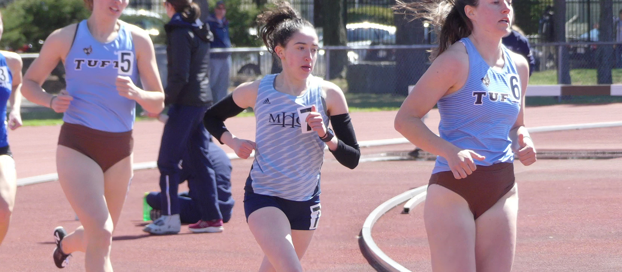 Track and Field's Selkin Breaks 5k Record at Tufts Snowflake Classic
