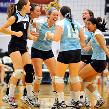 Volleyball Outlasts Longtime Rival Smith in Five Set Thriller