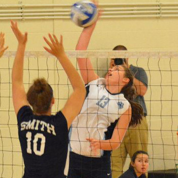 Volleyball Falls in Hall of Fame Tourney Opener