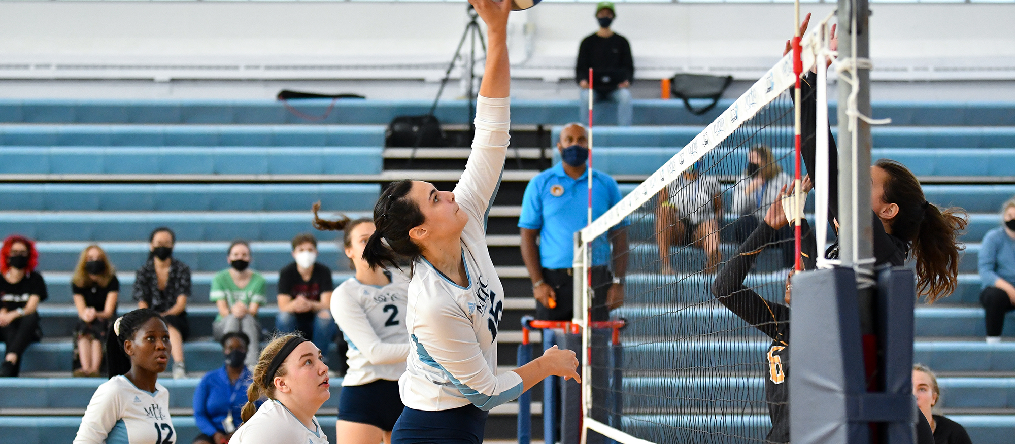 Volleyball Falls to Coast Guard, 3-1, in NEWMAC Play