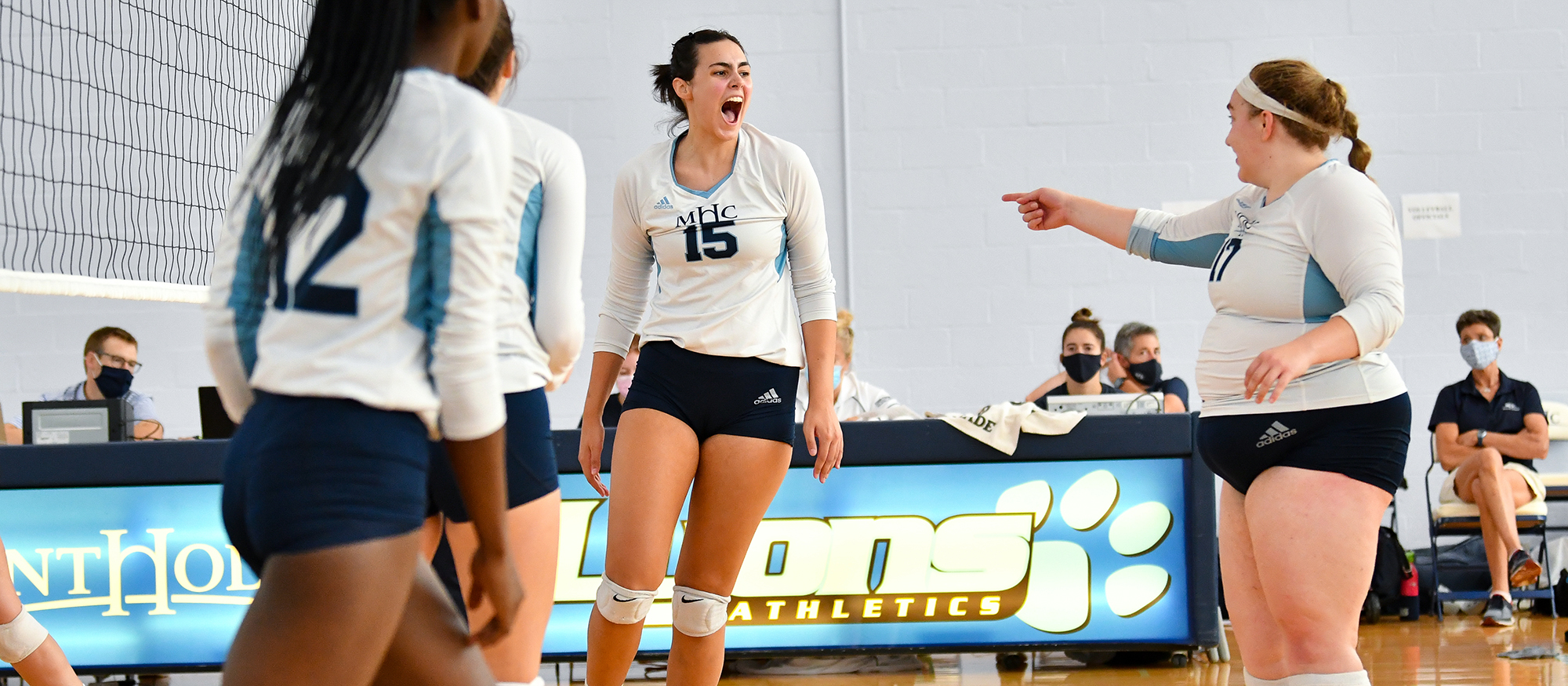 Volleyball Shoulders Five-Set Defeat Versus Lasell on Senior Night