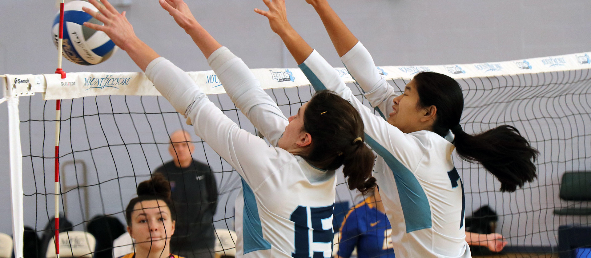 Madeline Barton (left) and Elle Rimando (right) helped Mount Holyoke win two matches on Sept. 23, 2023, against Salve Regina and Anna Maria. (File photo courtesy of Marlon Rimando)