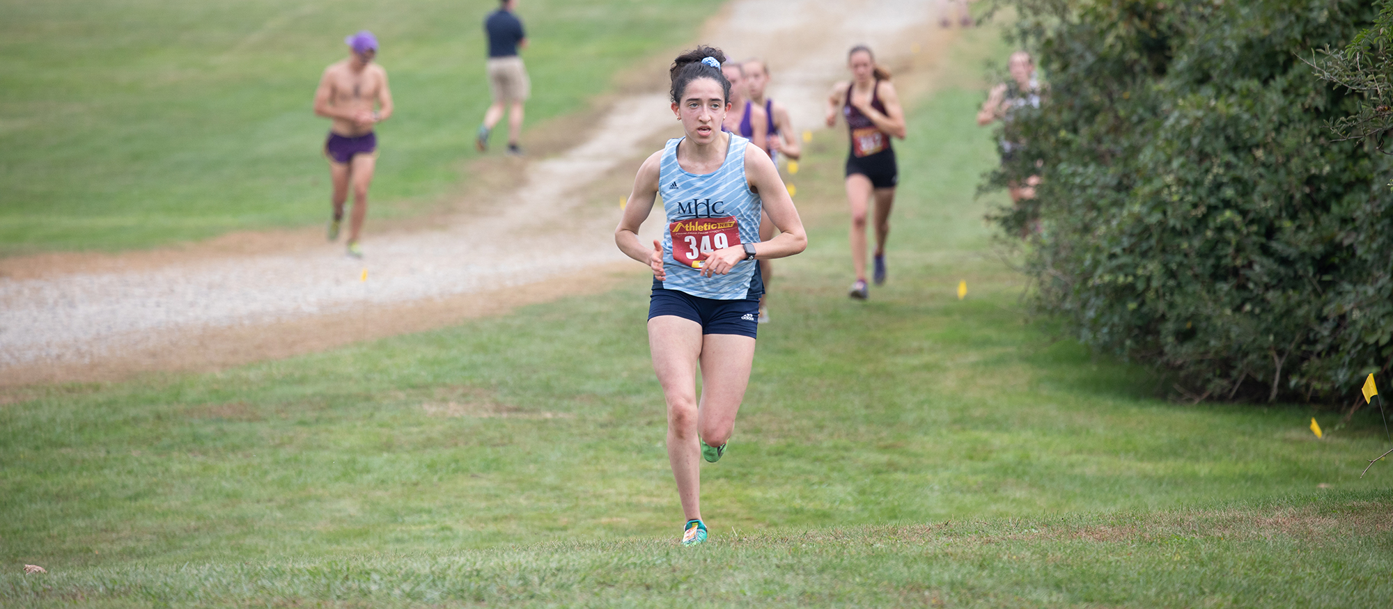 Selkin Takes the Win at Wellesley Invitational; Lyons Finish Third Overall